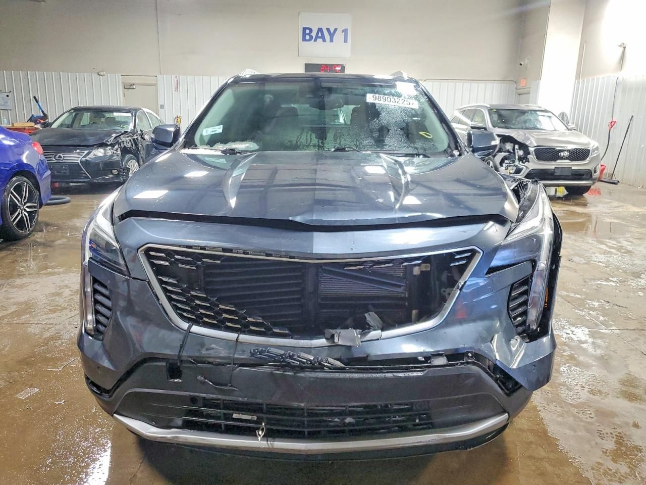 2021 Cadillac XT4 Premium Luxury