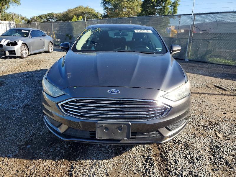 2017 Ford Fusion se Hybrid