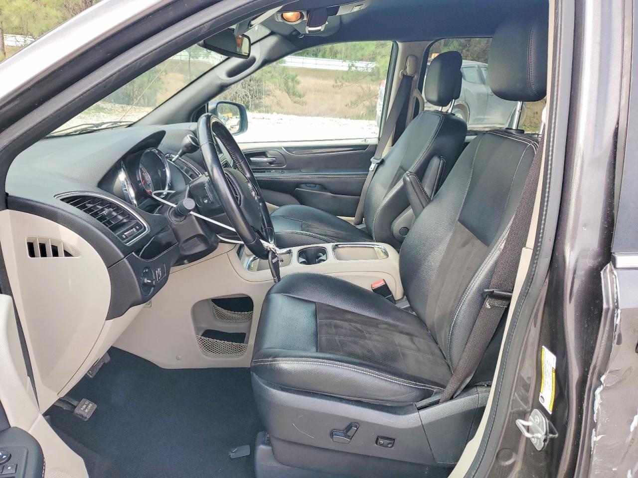 2020 Dodge Grand Caravan sxt