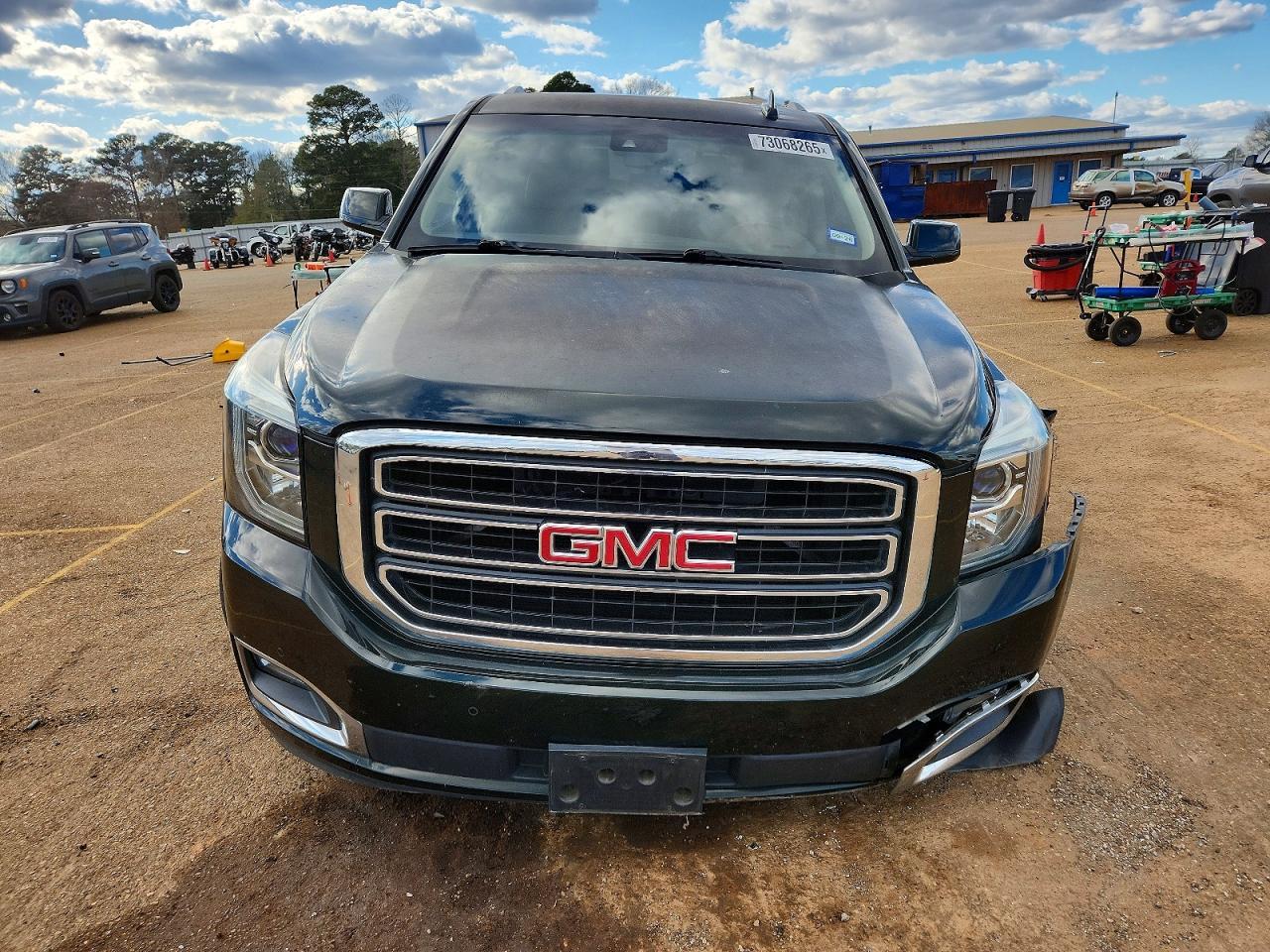 2016 GMC Yukon slt