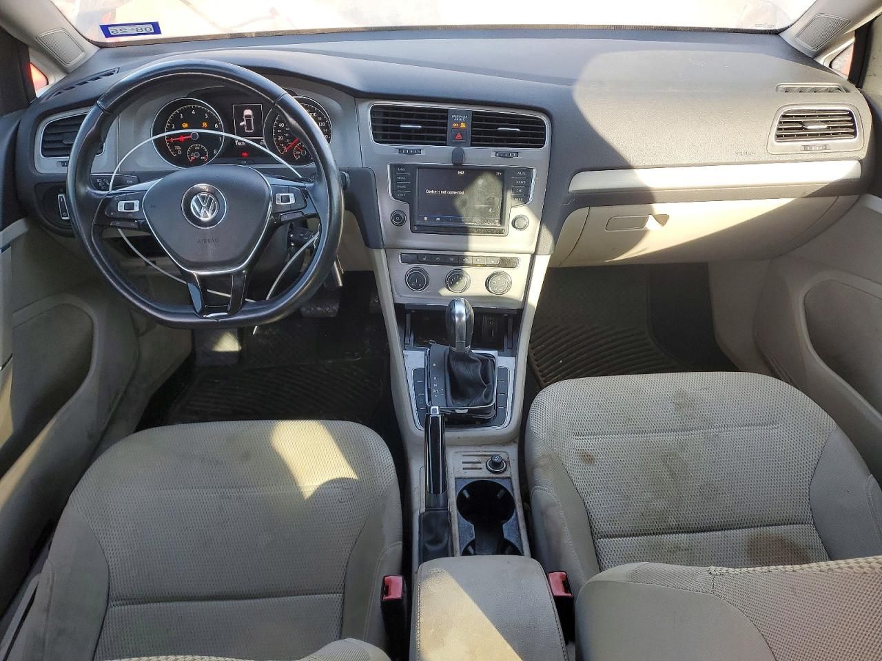 2017 Volkswagen Golf Sportwagen s