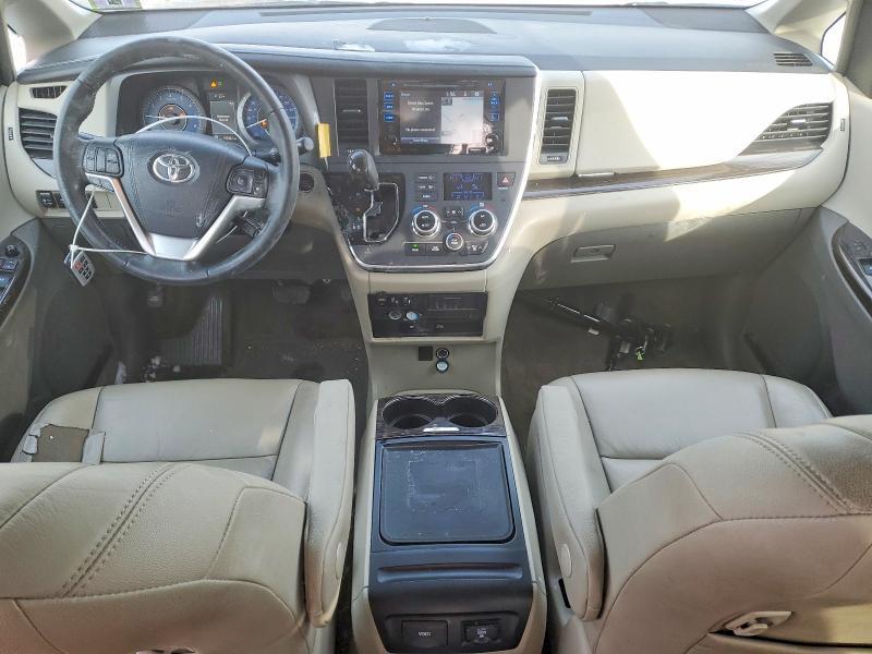 2016 Toyota Sienna xle