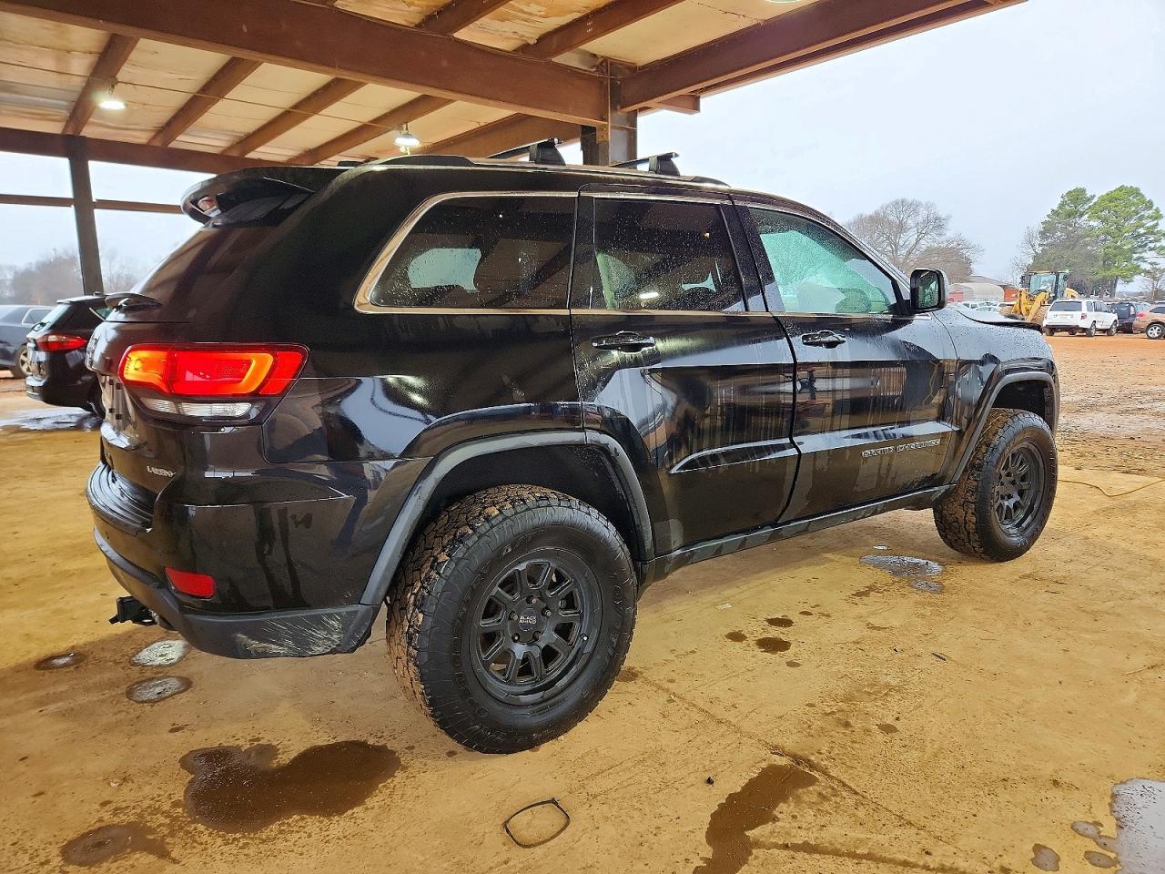 2020 Jeep Grand Cherokee Laredo