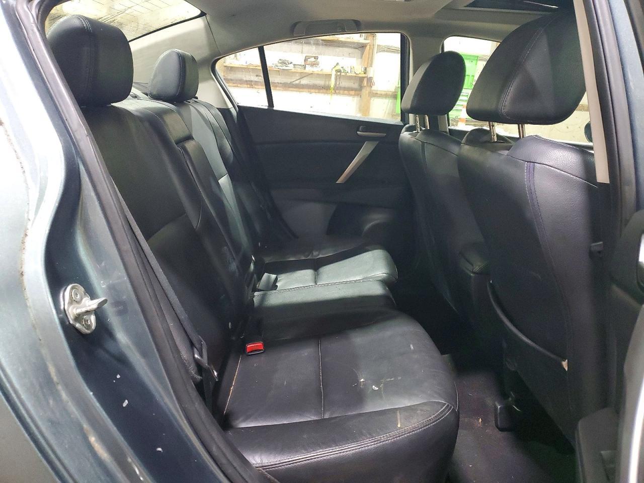 2012 Mazda 3 I