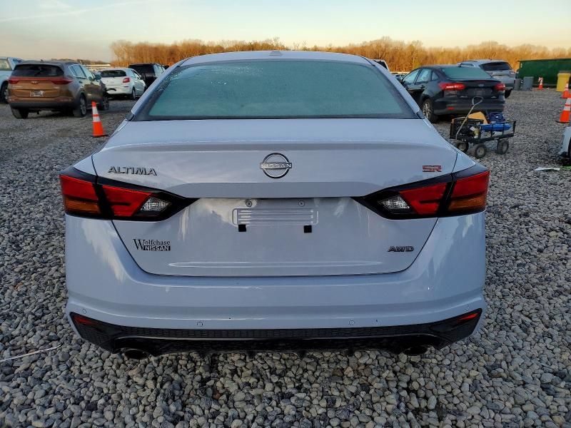 2024 Nissan Altima sr