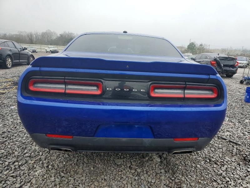 2021 Dodge Challenger sxt
