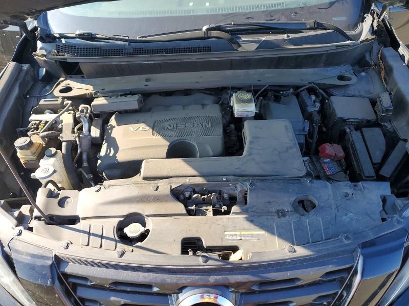 2018 Nissan Pathfinder s