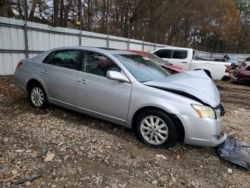 2005 Toyota Avalon Limited