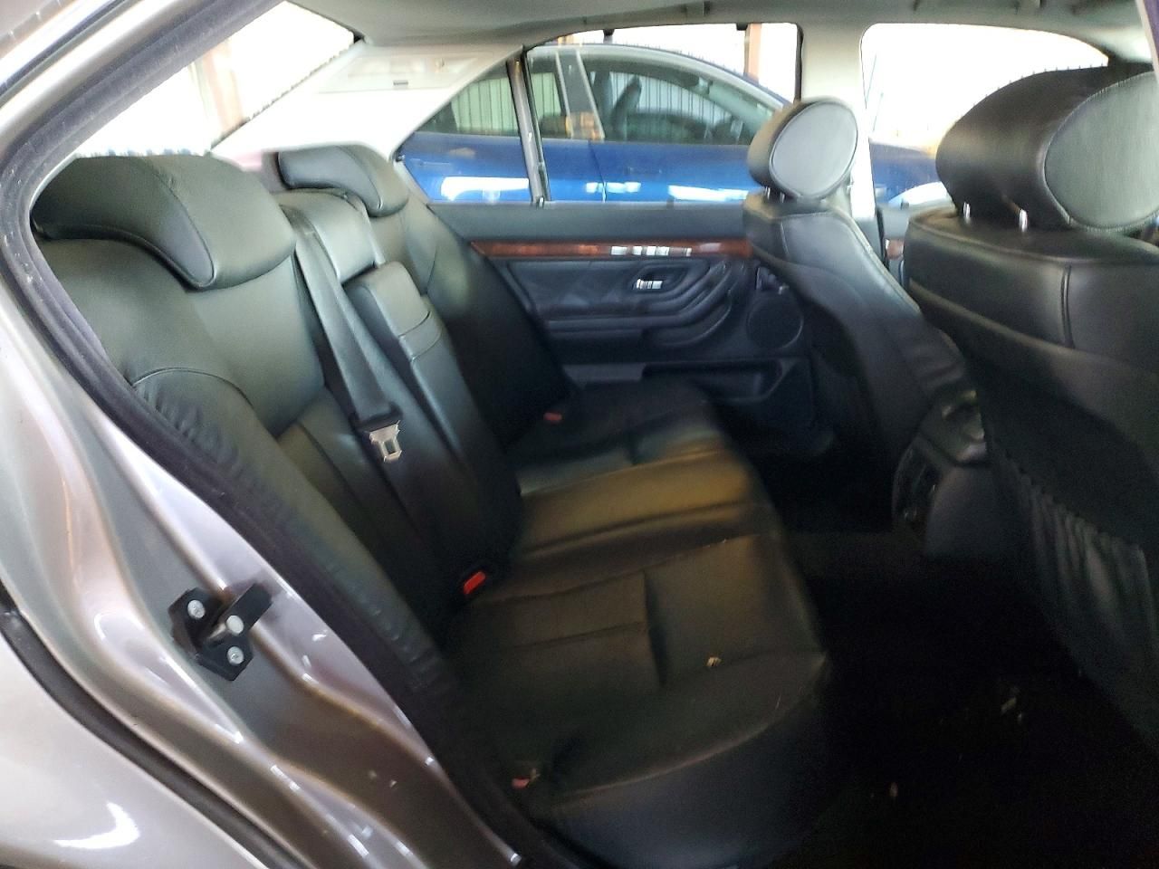 2000 BMW 740 i Automatic