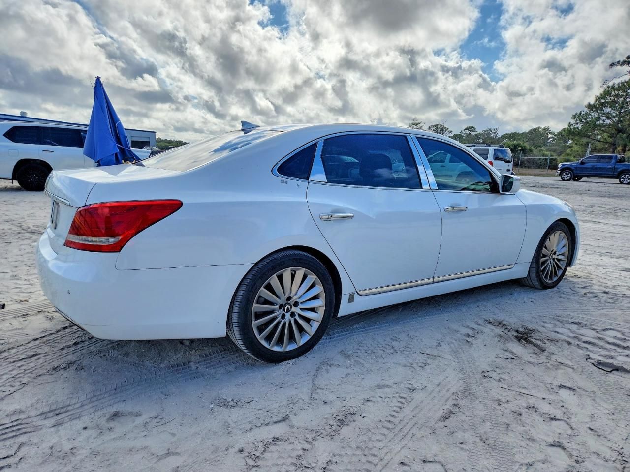 2015 Hyundai Equus Signature