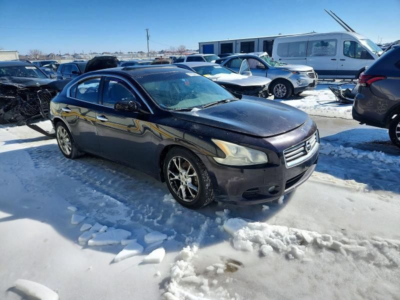 2014 Nissan Maxima s