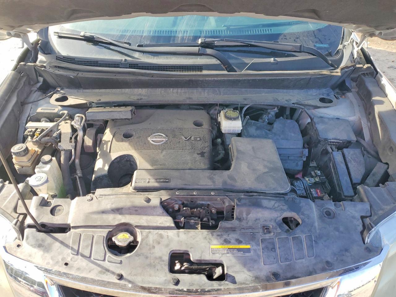 2014 Nissan Pathfinder s