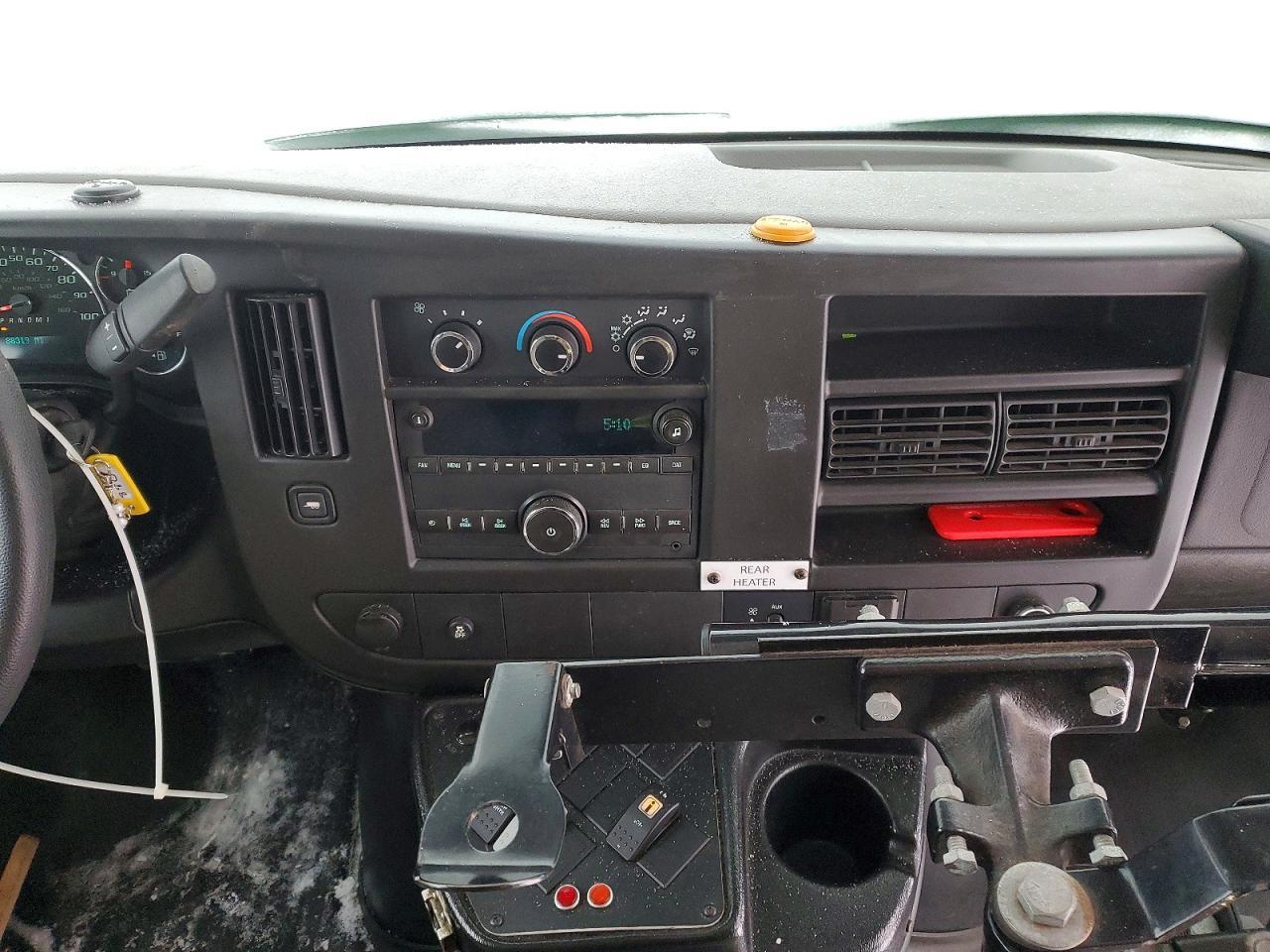 2016 Chev 2016 Thomas Minotour G3500-School Bus