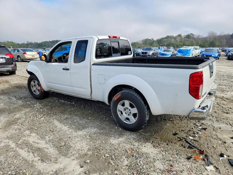 2005 Nissan Frontier King cab le