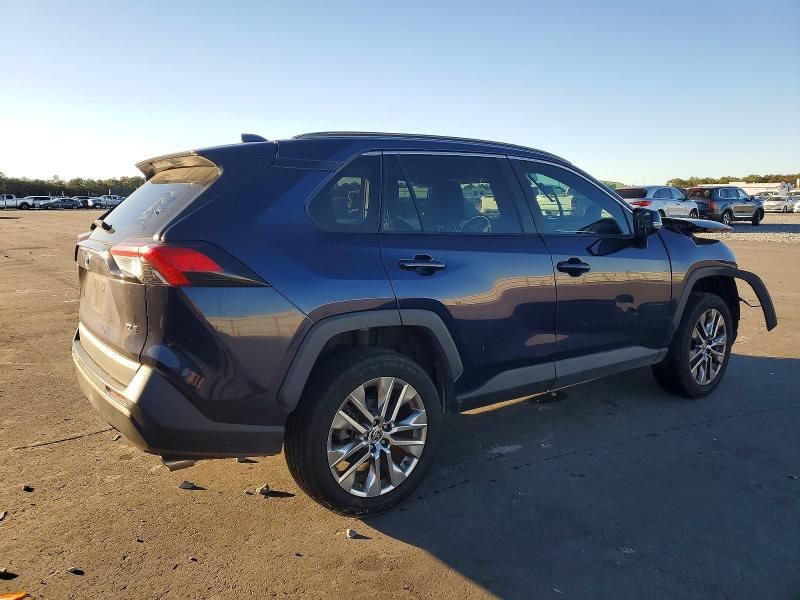 2021 Toyota Rav4 xle Premium