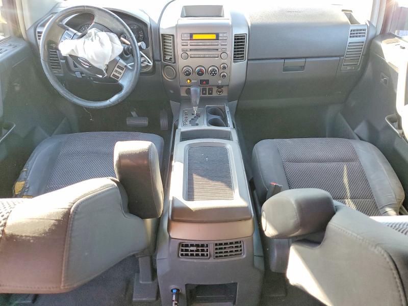 2005 Nissan Armada se