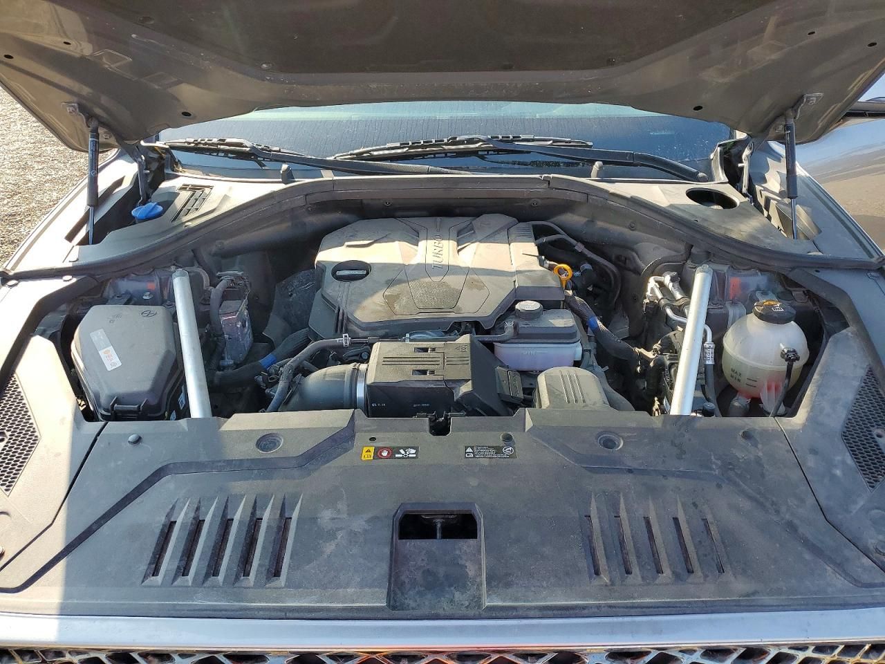 2022 Genesis Gv70 Base