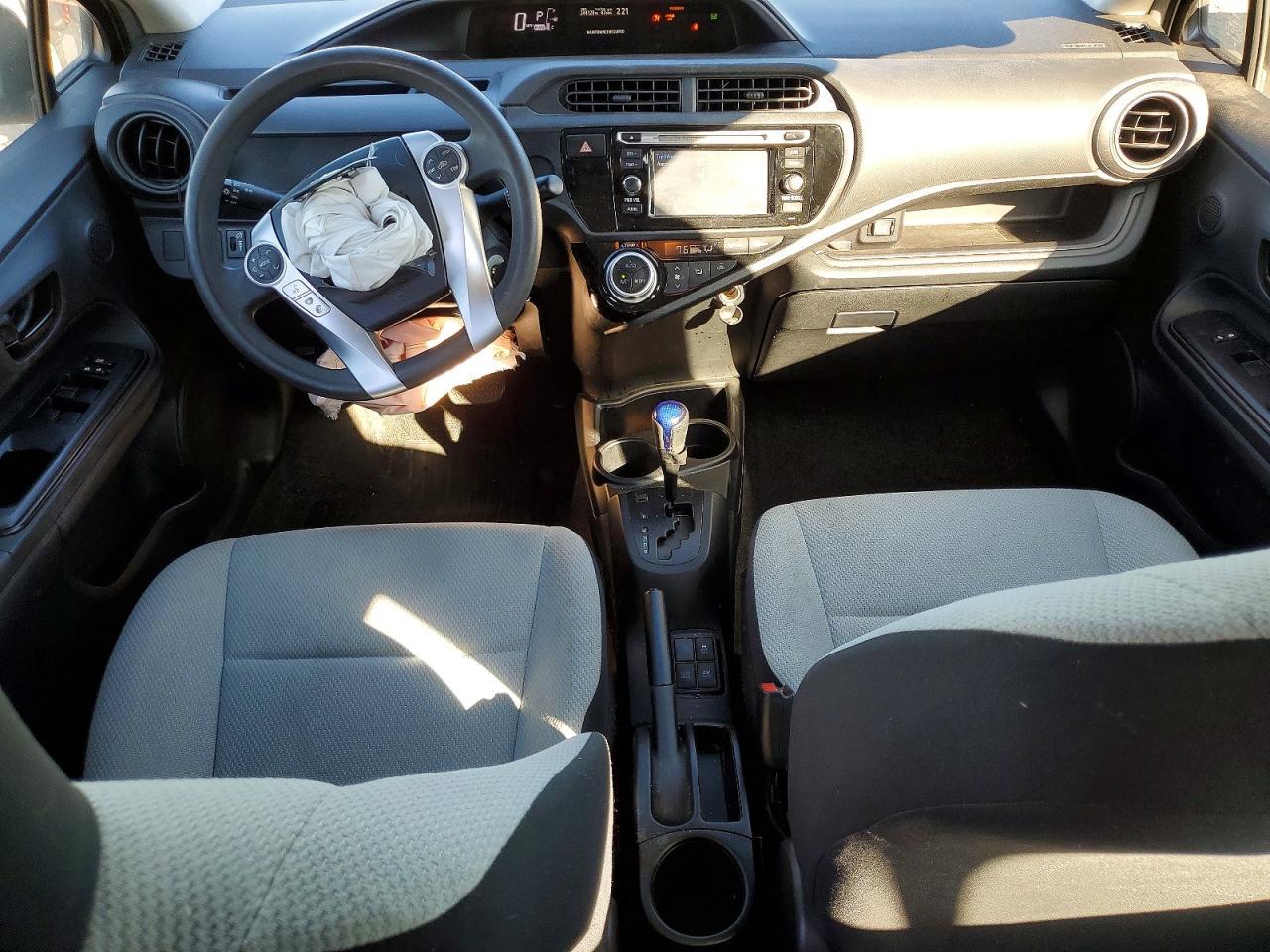 2016 Toyota Prius c
