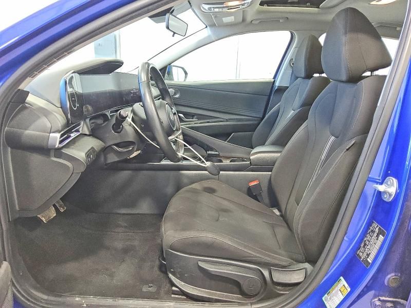 2025 Hyundai Elantra sel