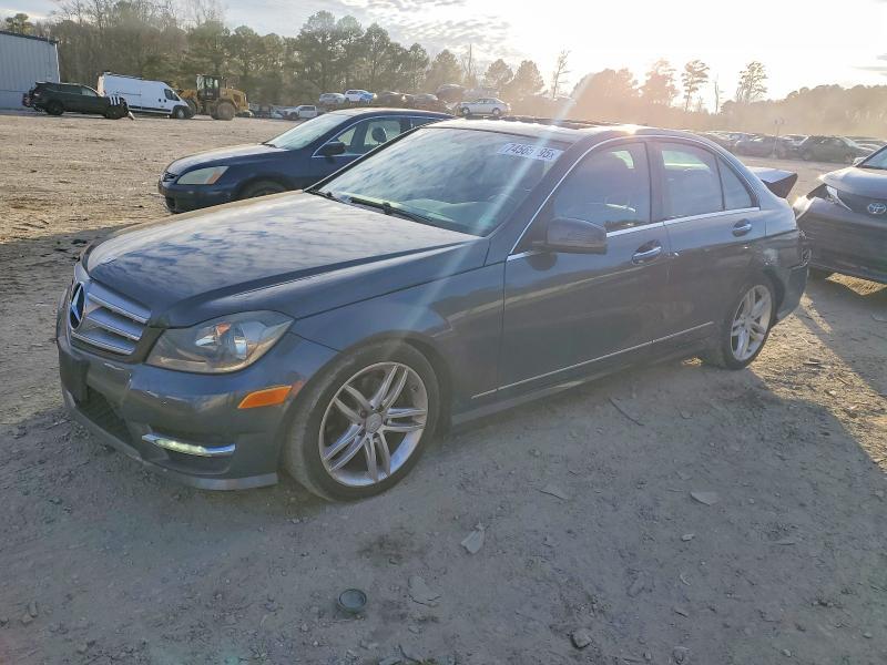 2013 Mercedes-Benz C 250