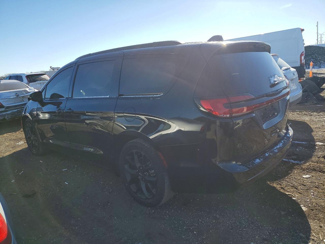 2021 Chrysler Pacifica Touring