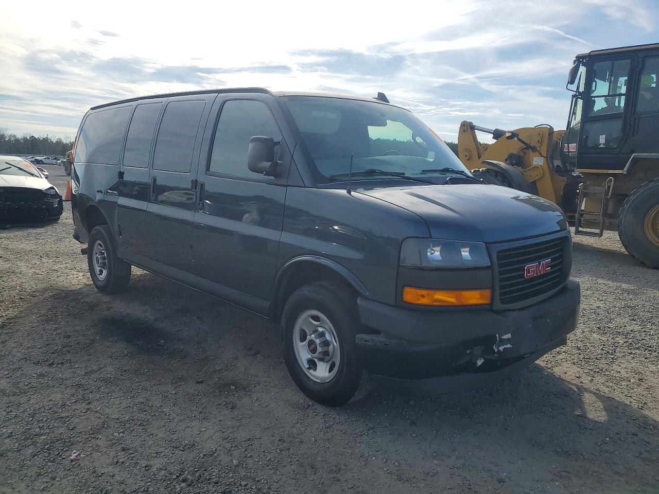 2019 GMC Savana G3500