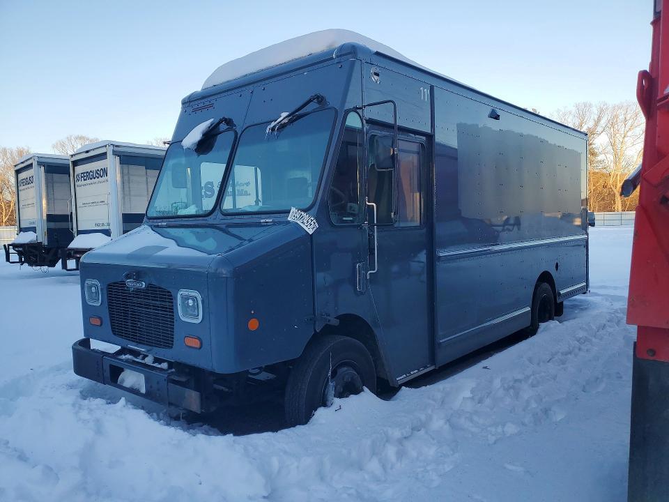 2020 Freightliner MT 45G Delivery Truck
