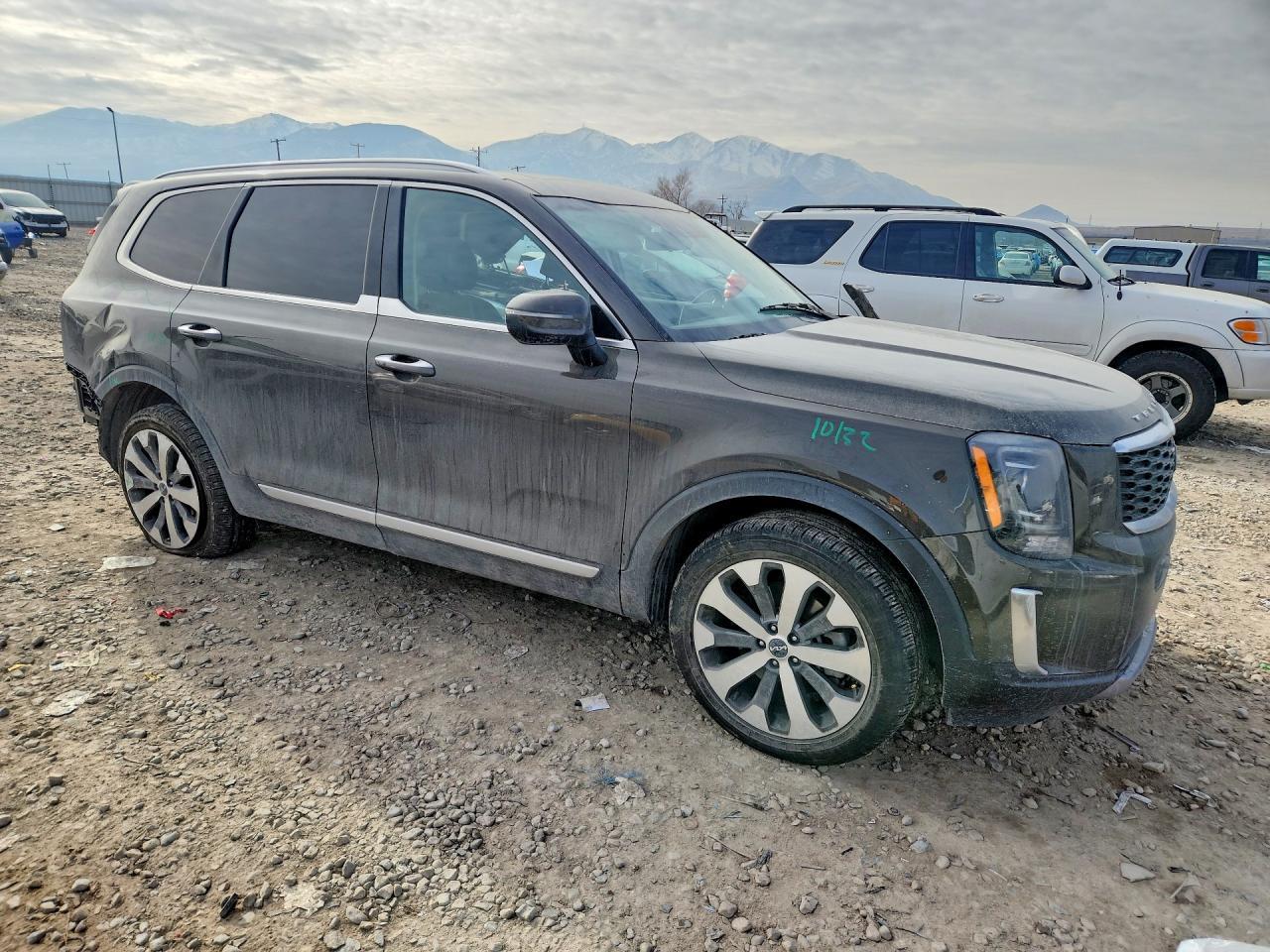 2022 KIA Telluride s