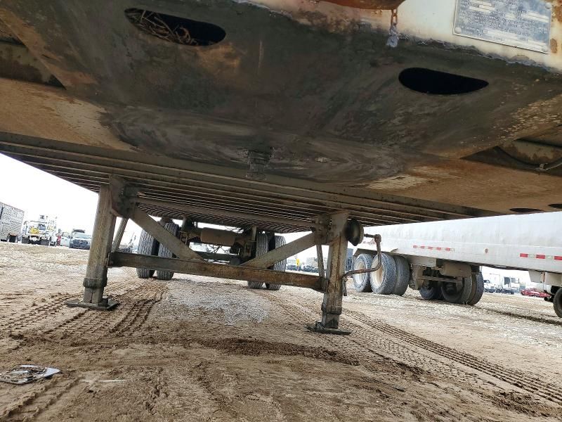 1989 Fruehauf FEB9 1.5-NF1-28 DRY Van Trailer