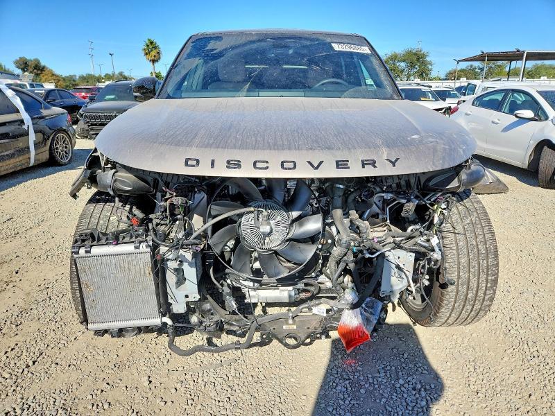 2025 Land Rover Discovery Dynamic se