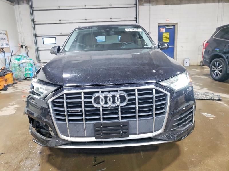 2020 Audi Q7 Premium Plus