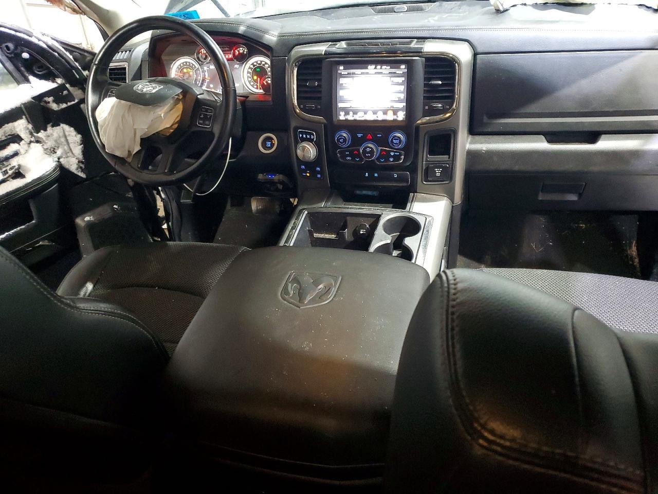 2013 Dodge Ram 1500 Sport