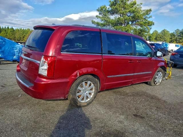 2015 Chrysler Town & Country Touring