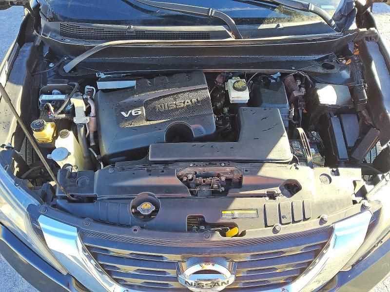 2018 Nissan Pathfinder s