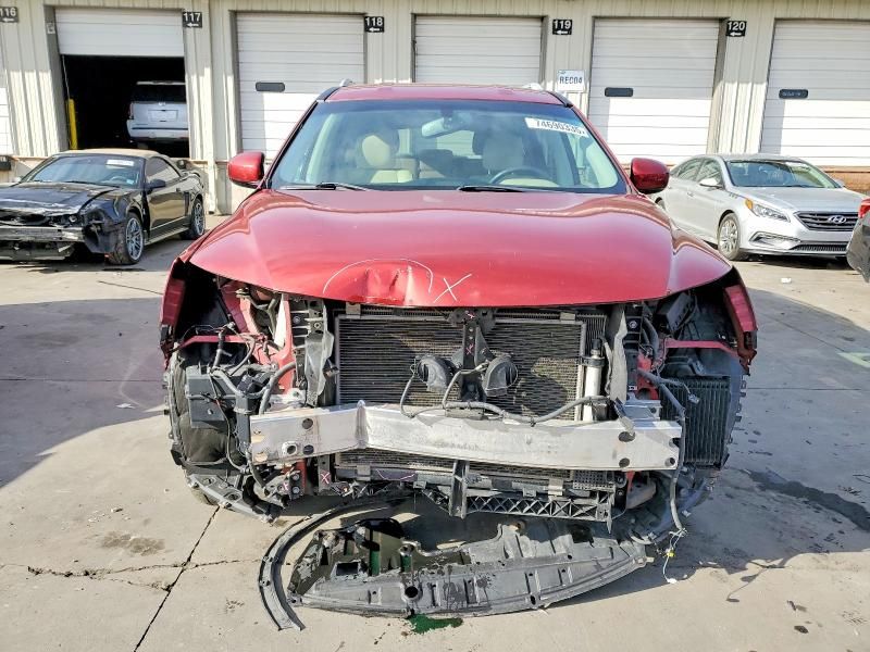 2016 Nissan Pathfinder s