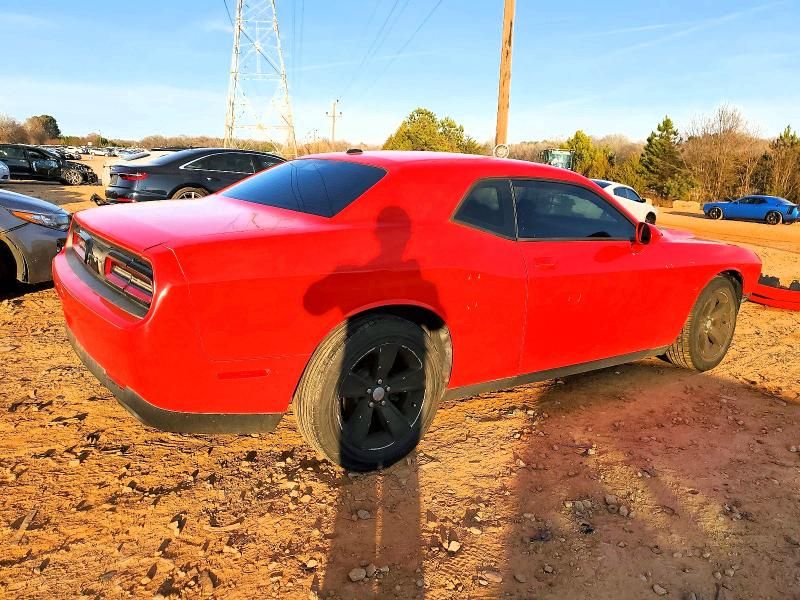 2015 Dodge Challenger sxt