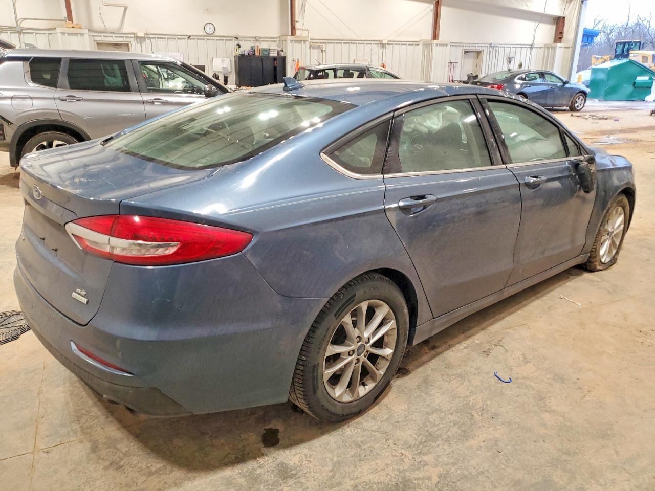 2019 Ford Fusion se