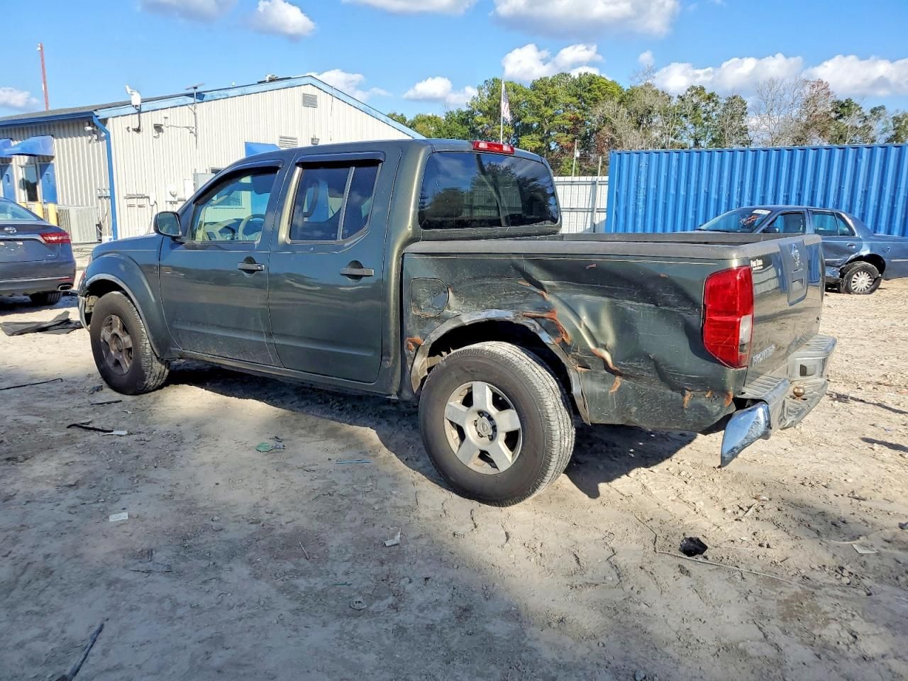 2005 Nissan Frontier Crew cab le
