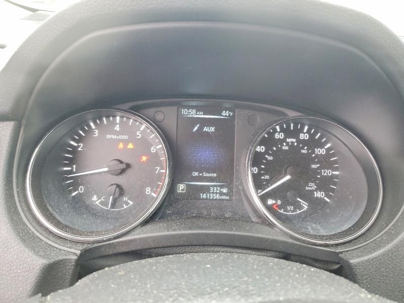 2017 Nissan Rogue sv