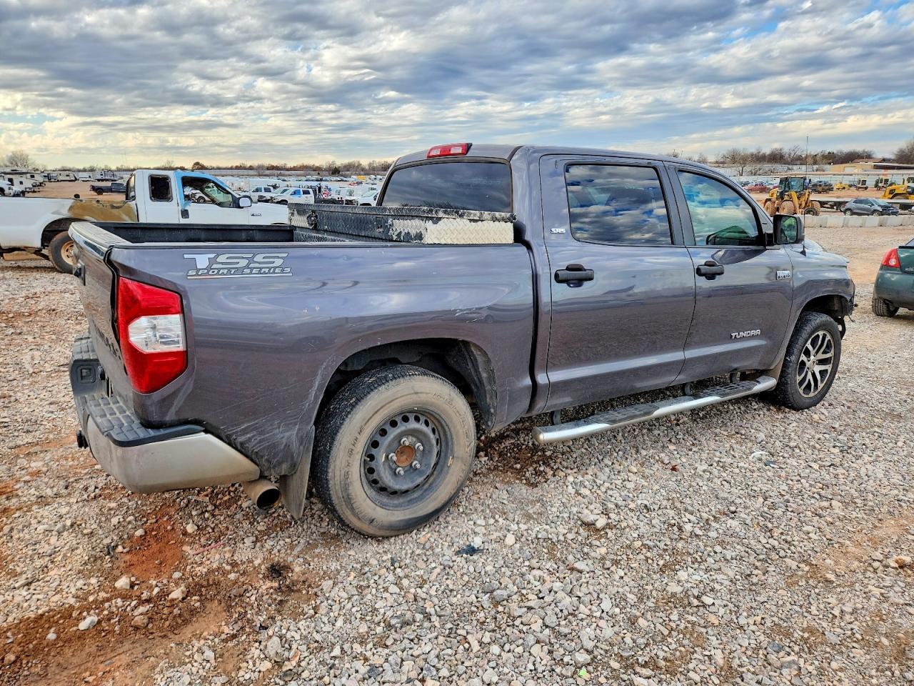 2018 Toyota Tundra Crewmax SR5