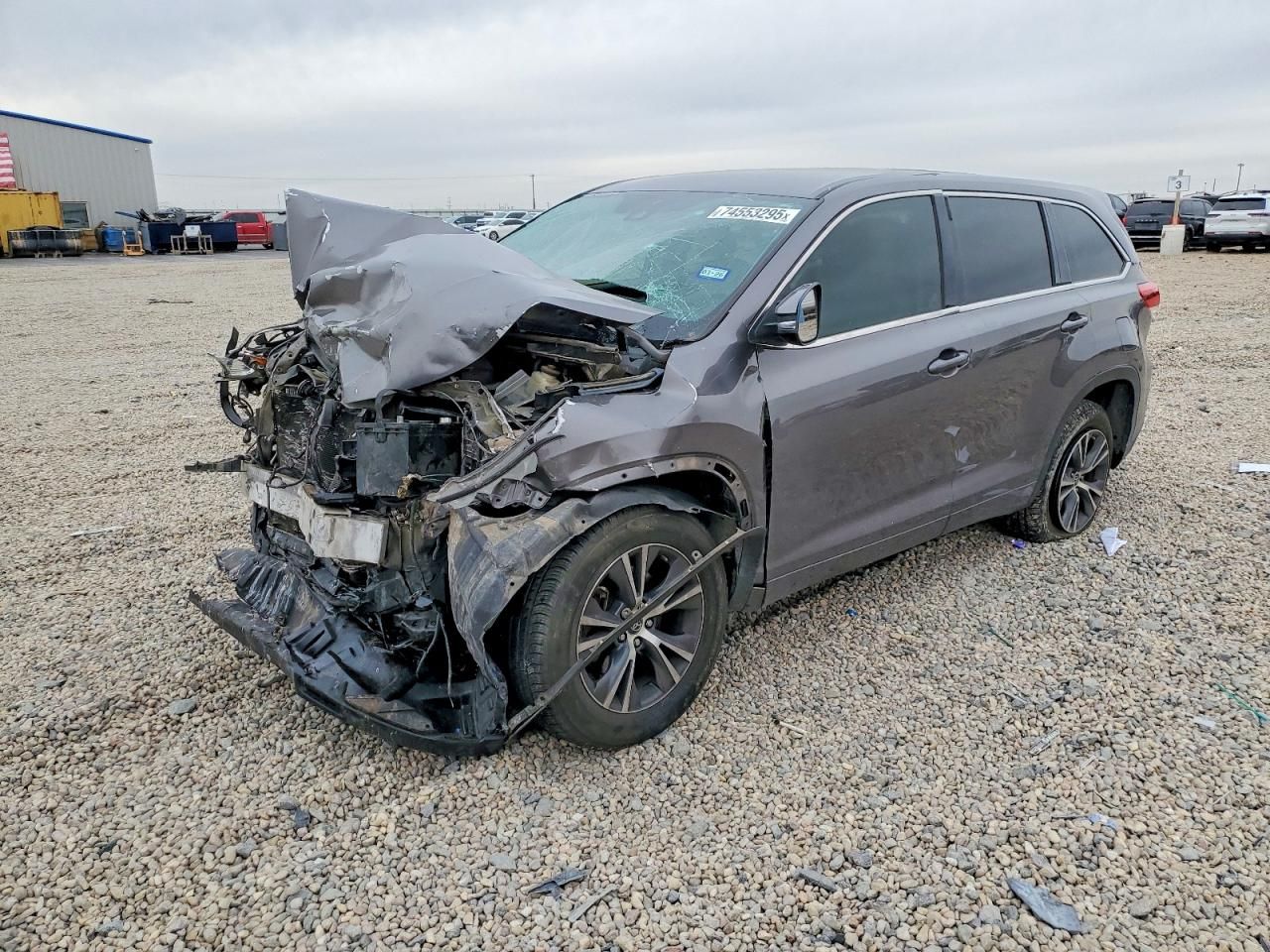 2017 Toyota Highlander le