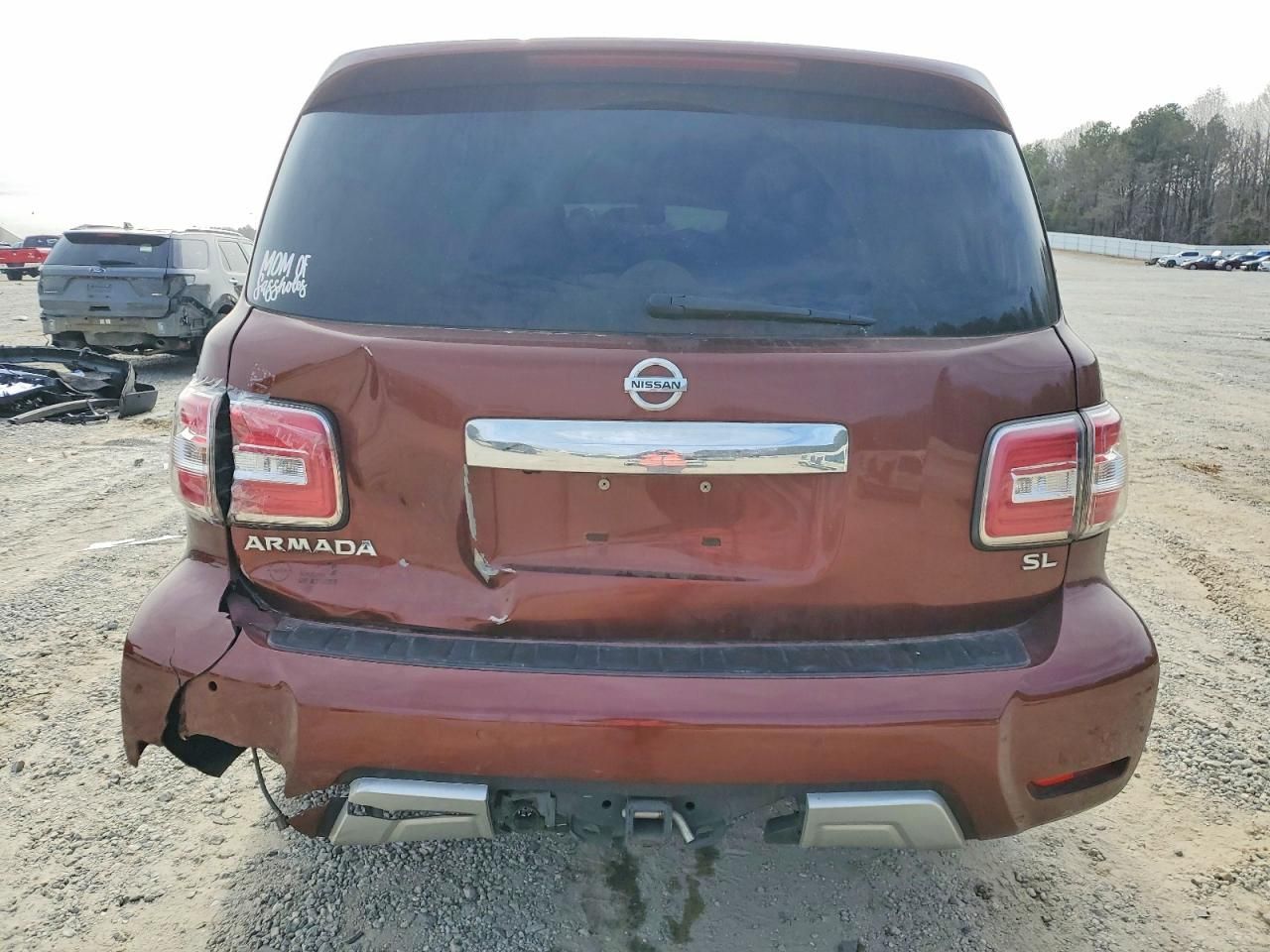 2017 Nissan Armada sv