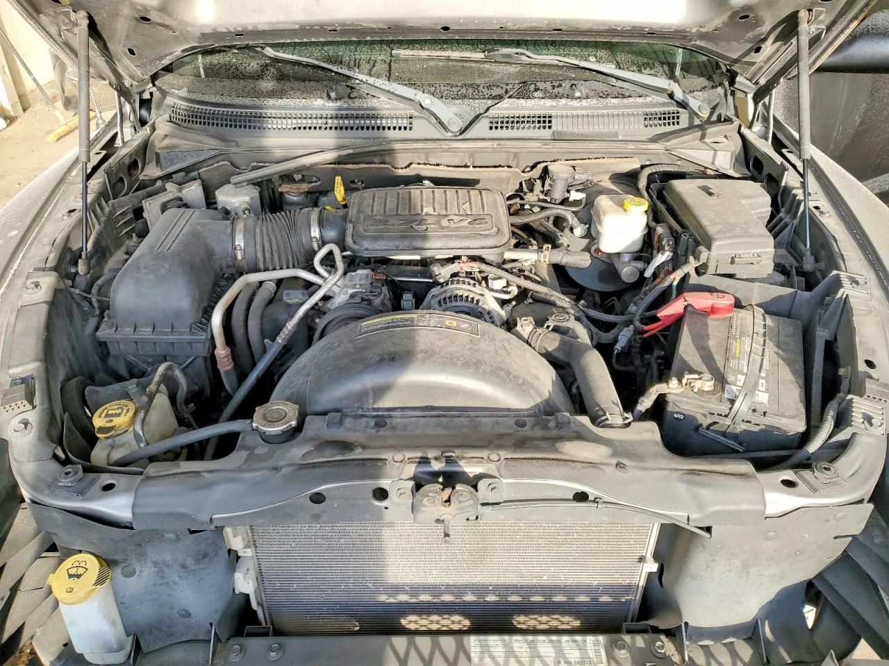 2008 Mitsubishi Raider ls