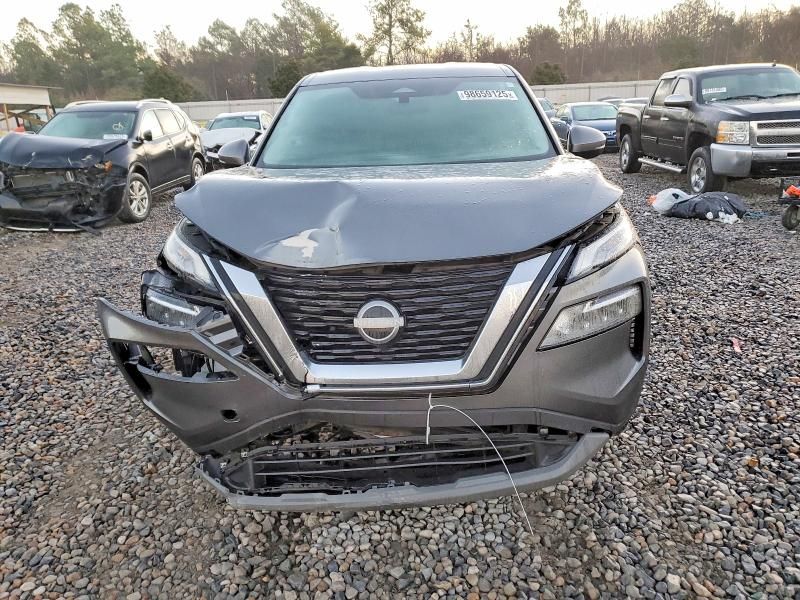 2022 Nissan Rogue sv