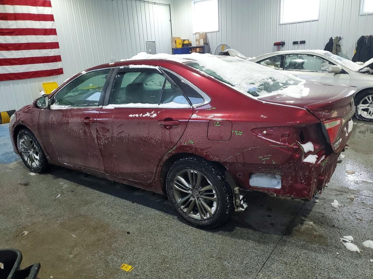 2016 Toyota Camry le