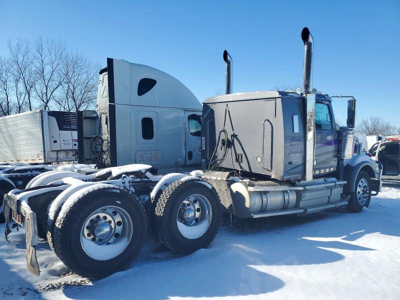 2020 Western Star 2020 Western Star 4900 Semi Truck