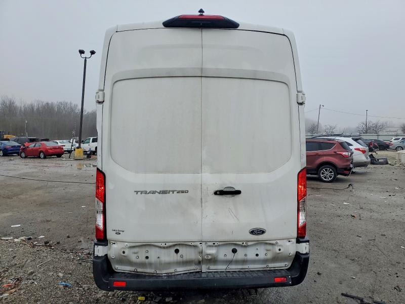 2022 Ford Transit T-250