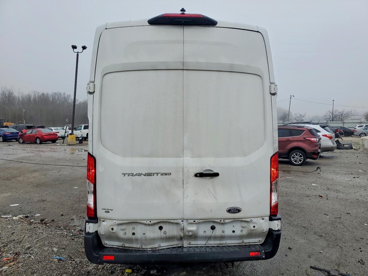 2022 Ford Transit T-250