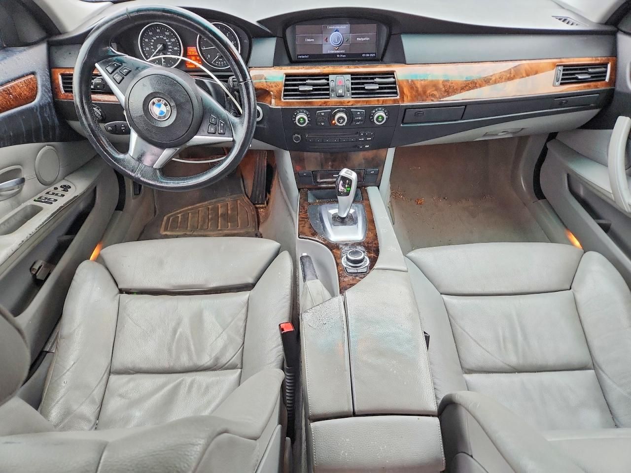 2009 BMW 528 i