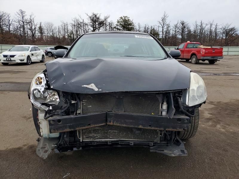 2010 Nissan Altima Base